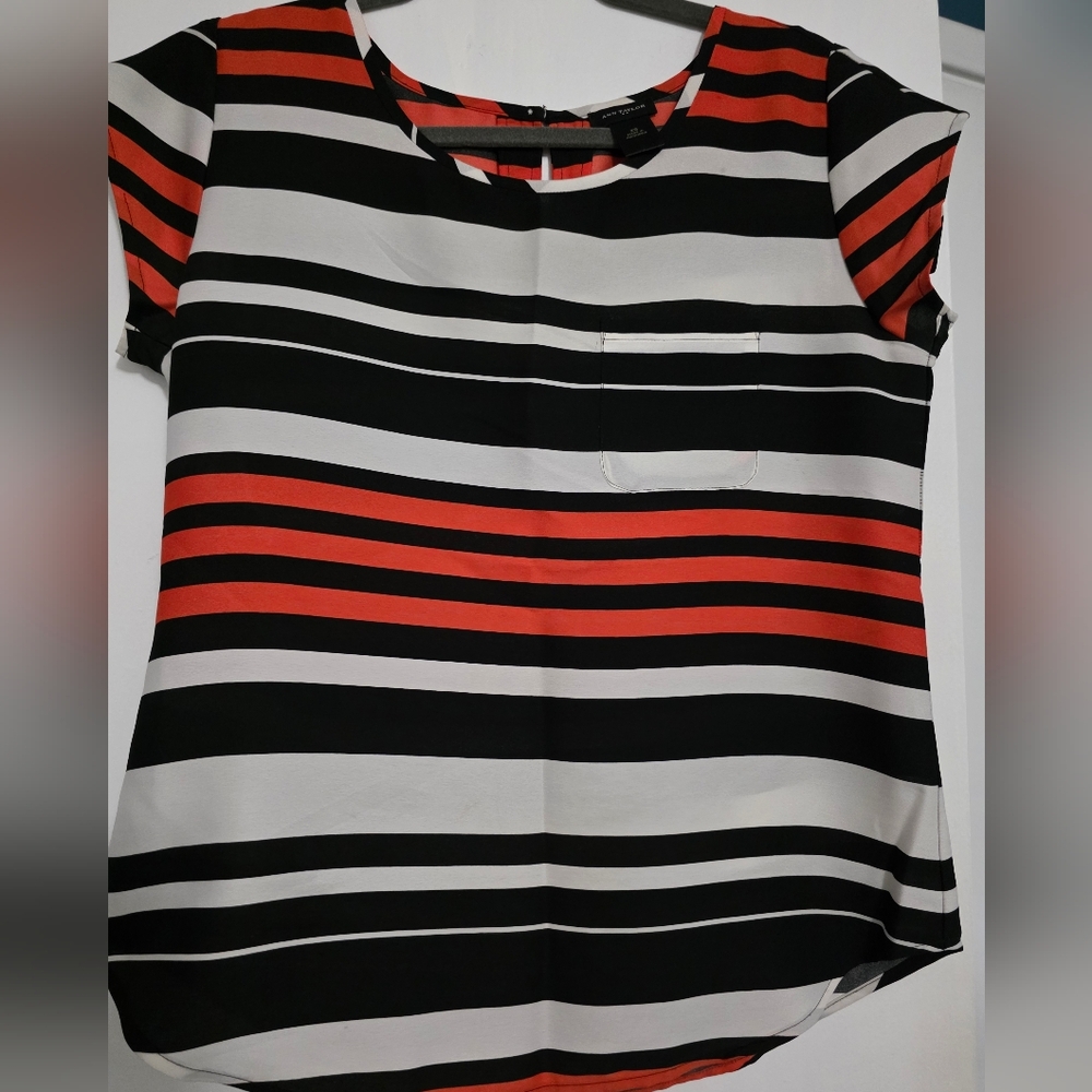 Ann Taylor Black, White & Red Striped Short-Sleeve Top